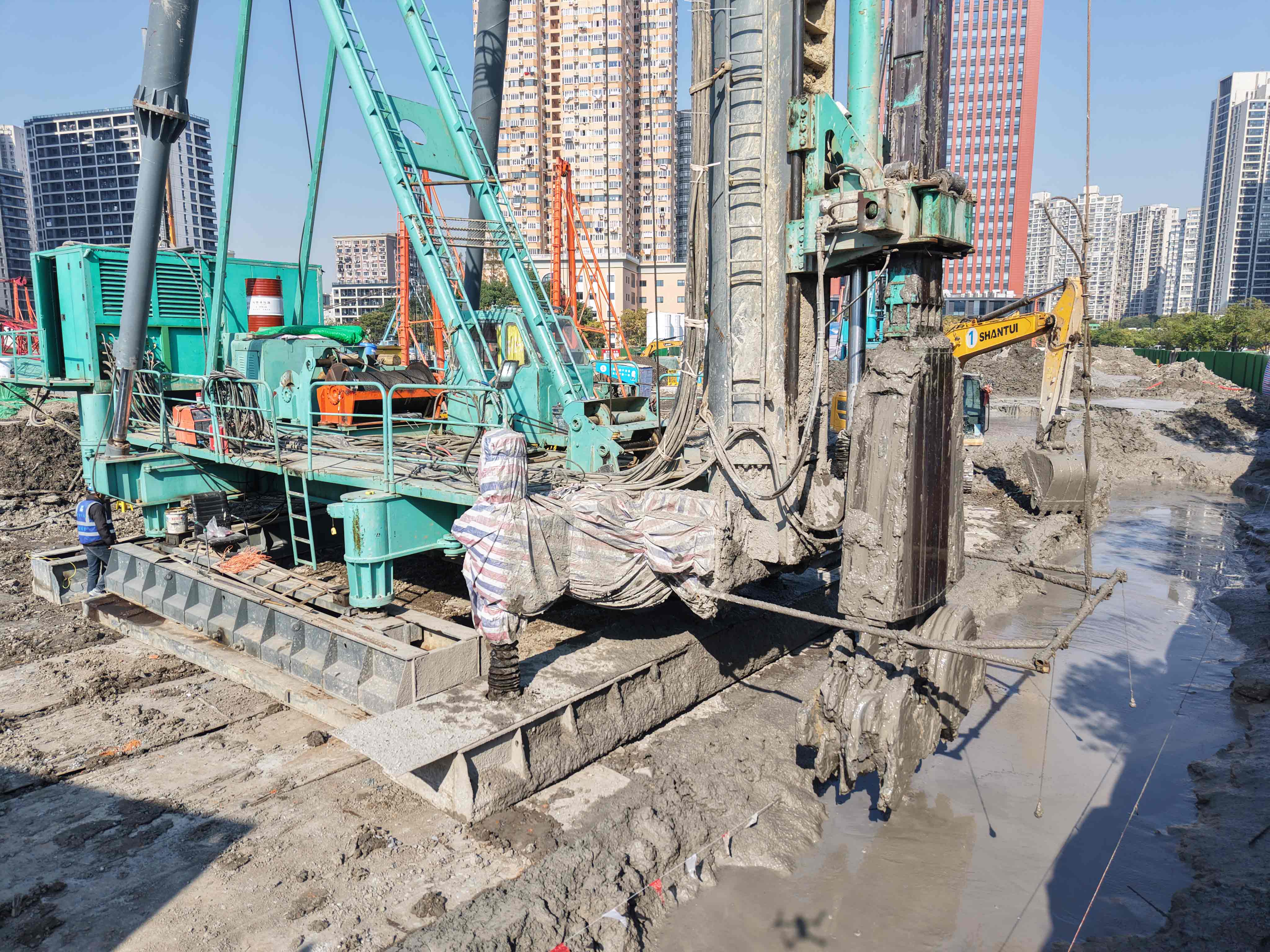 重大项目进行时！上工机械助力中国船舶上海科研基地建设！